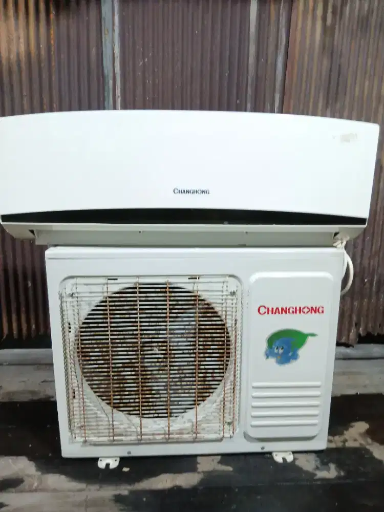 DIJUAL AC BEKAS 1/2 PK GRATIS PASANG