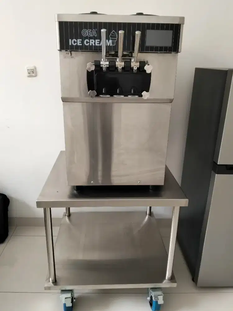 Mesin ice cream