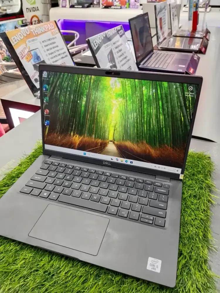 DELL LATITUDE 7410
Intel Core i5 -10310U Gen 10
RAM 8GB
Ssd 256