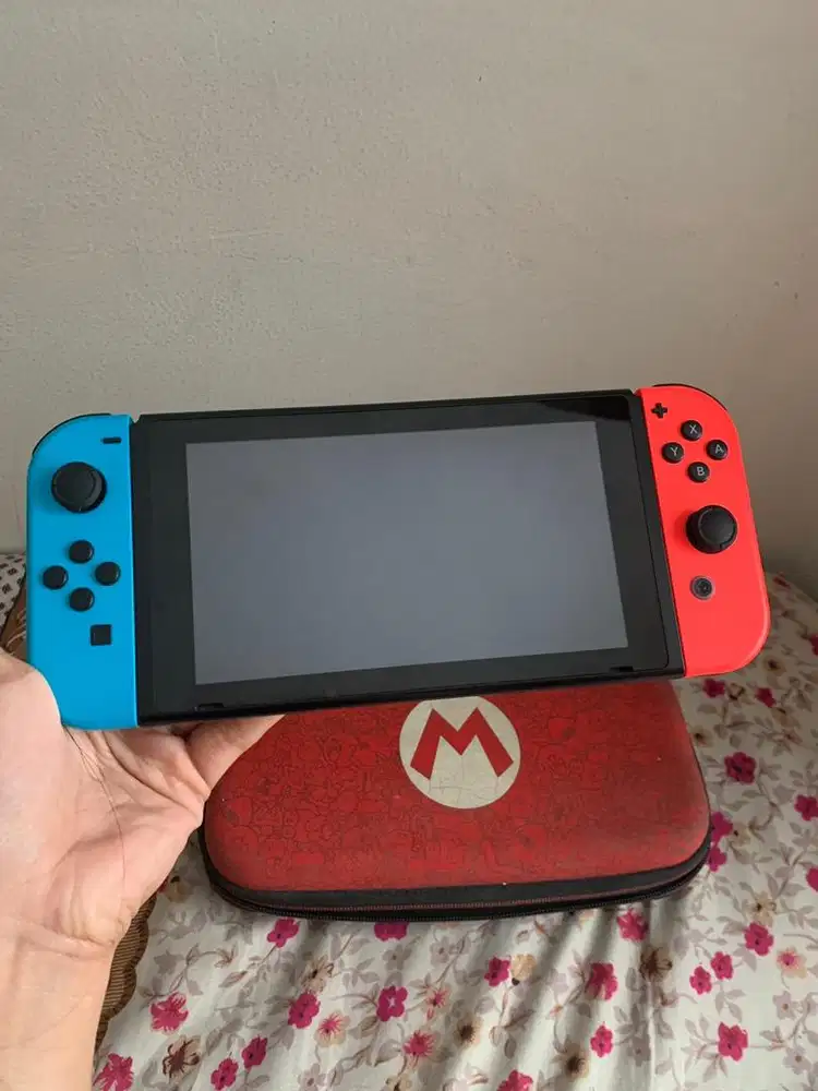 Nintendo Switch Mulus dan Terawat