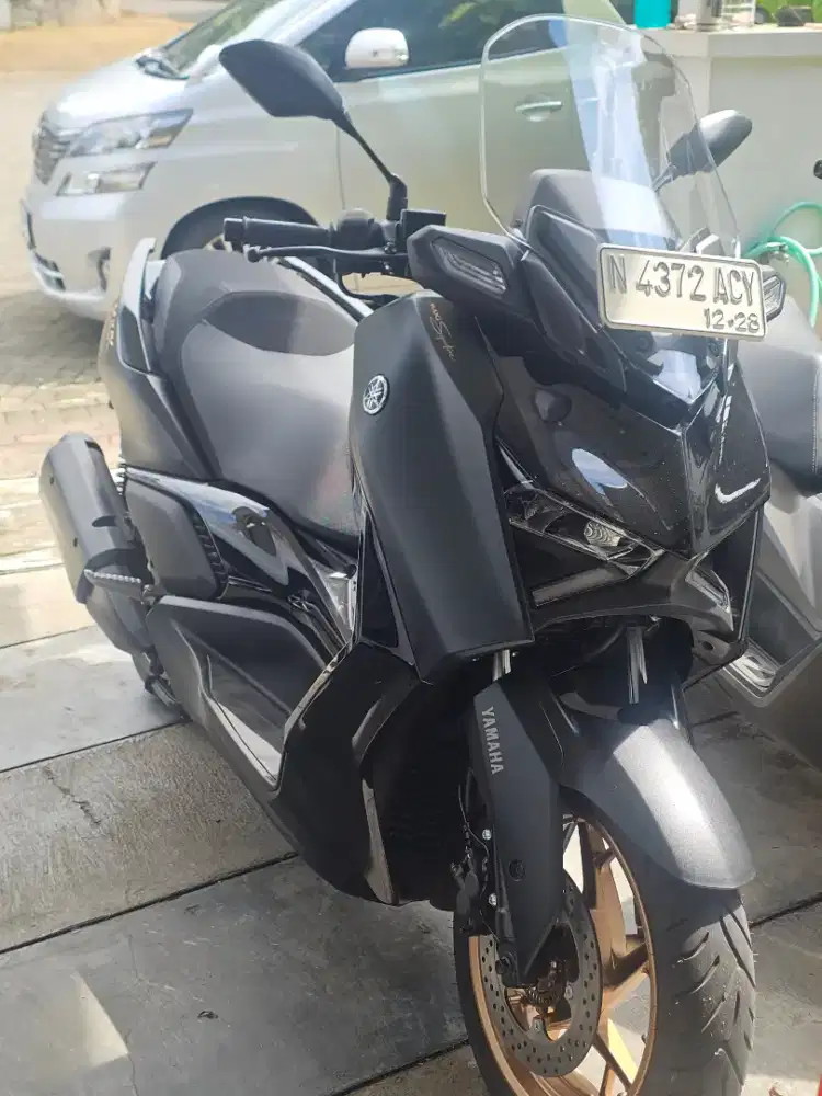 New XMAX connected 23 antik