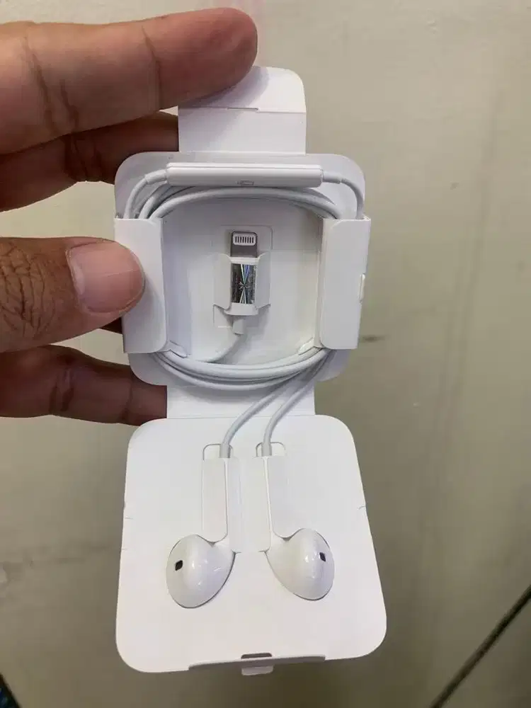 Headset iphone dan ipad original non pack