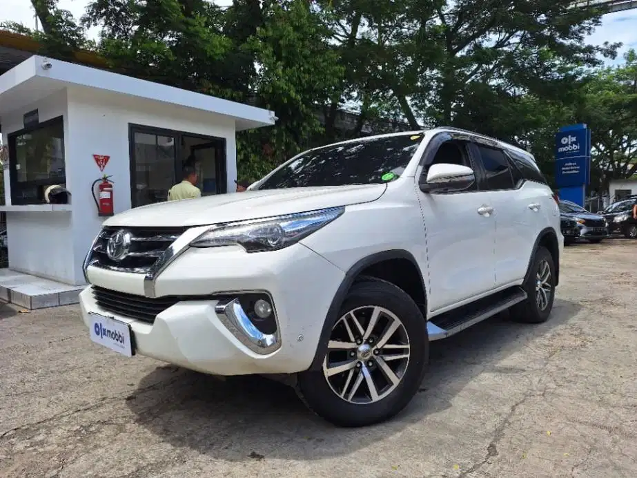 DP MURAH Toyota Fortuner 2.4 VRZ Solar-AT 2016 Putih CSMLB