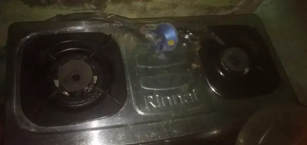 Kompor gas 2 tungku merek rinnai