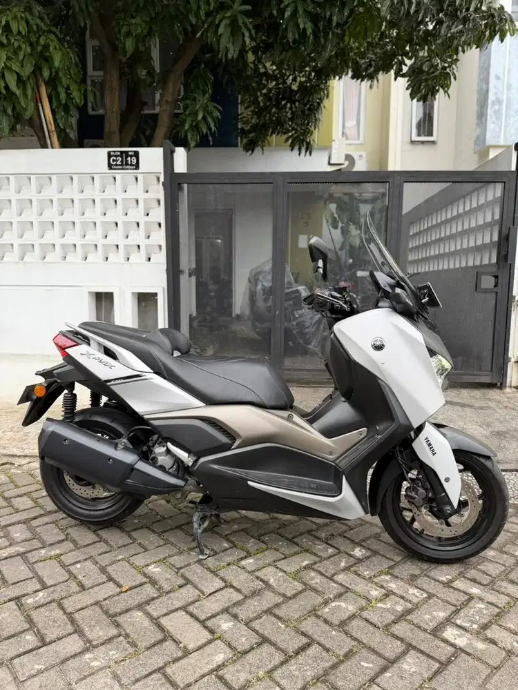 Yamaha XMAX Connected 2023 Grey - Low Odo