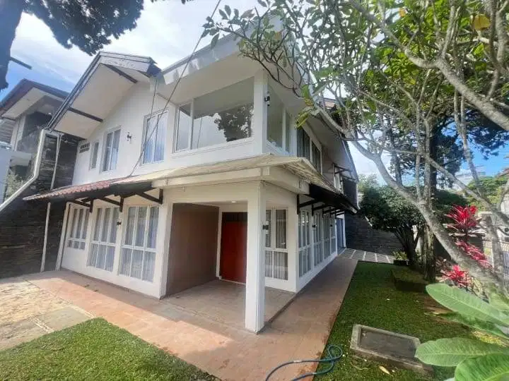 Dijual Rumah Bagus di Budisari Setiabudi Bandung
