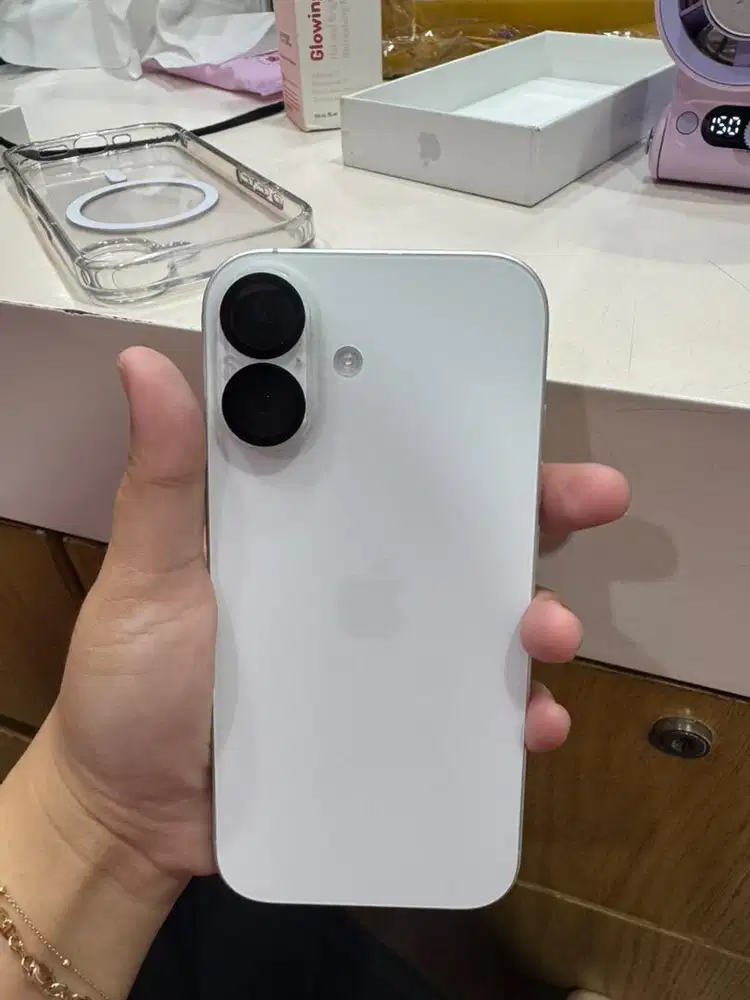 iPhone 17 512GB White Like New