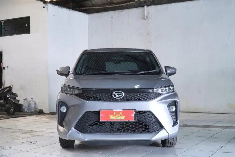 Daihatsu New Xenia 1.3 R Matic CVT tahun 2022 silver AT DP minim 29 jt