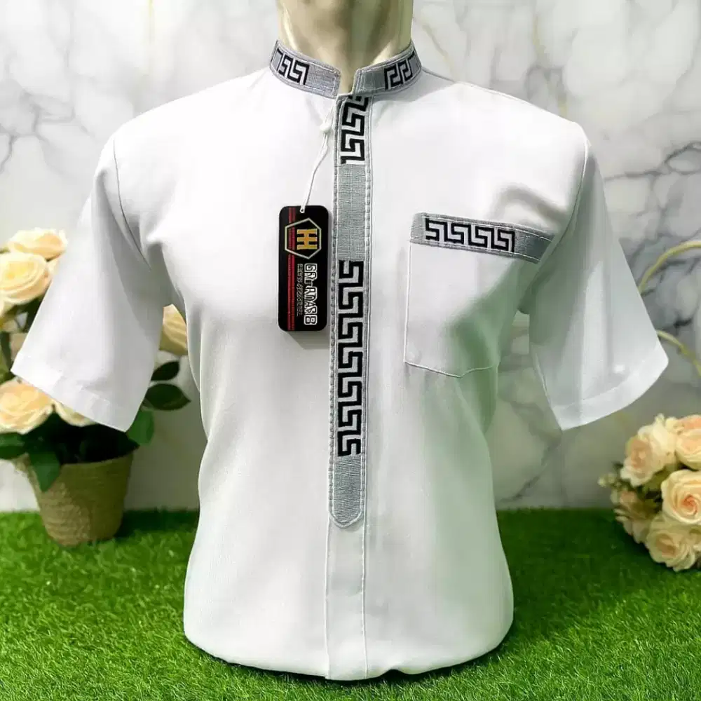 BAJU KOKO PENDEK PUTIH KATUN MADINA