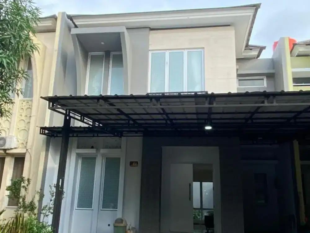 Disewakan Rumah 2 Lantai, Dalam Cluster Water Spring, Luas Tanah 160M2, Kamar 3+1, Full Furnished Hanya 2 Menit ke Mall Living World, Grand Wisata