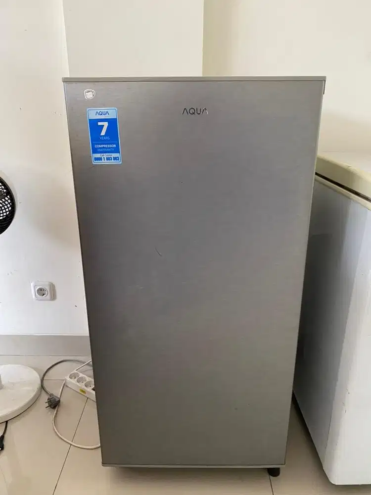 Kulkas Bekas merk aqua