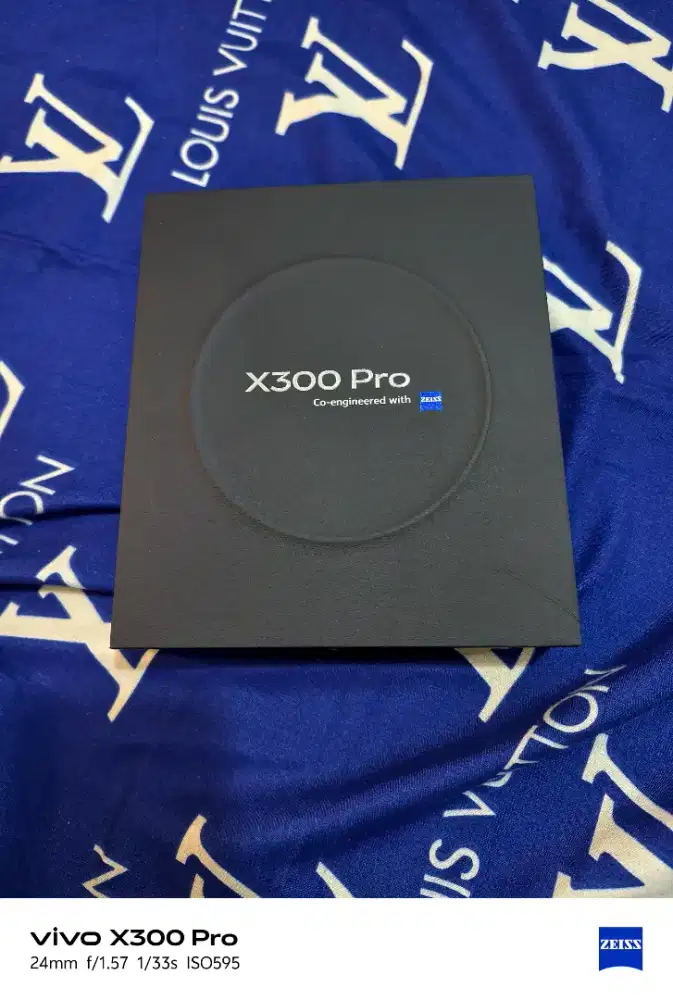 Vivo x300 pro ram 16/512 Gb