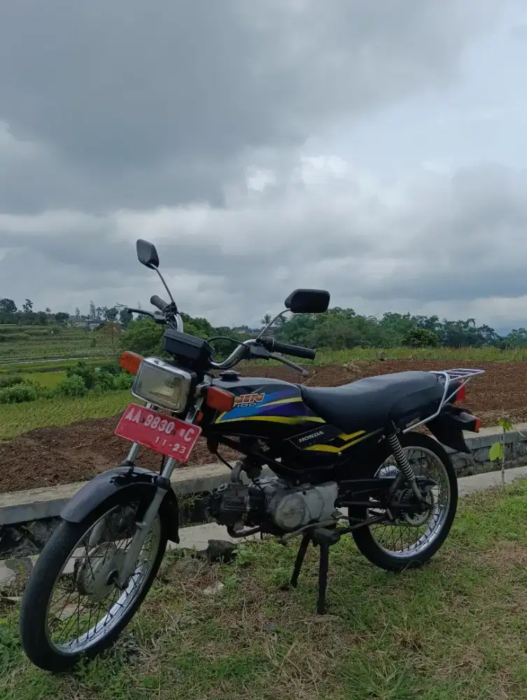 Honda WIN 2003 ORIGINAL KADES