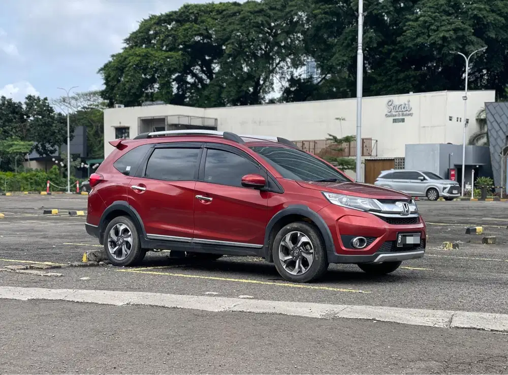 TDP 15jt! BRV E CVT Matic 2016 Orange