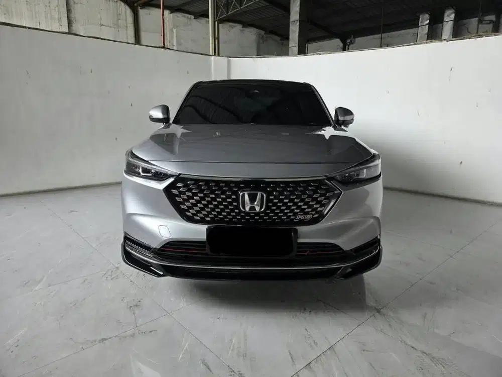Honda HRV RS 1.5 AT ( Matic ) 2022 Abu Abu Muda Km 48rban Mulus