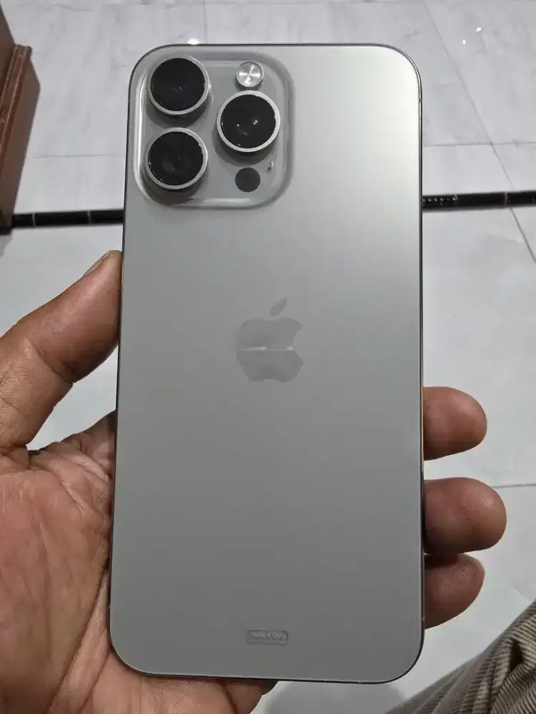 Dijual iphone 15 pro max  256