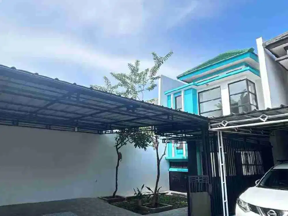 Dijual rumah bagus 2 lantai 3+1 kamar tidur  di Cipayung Jakarta Timur