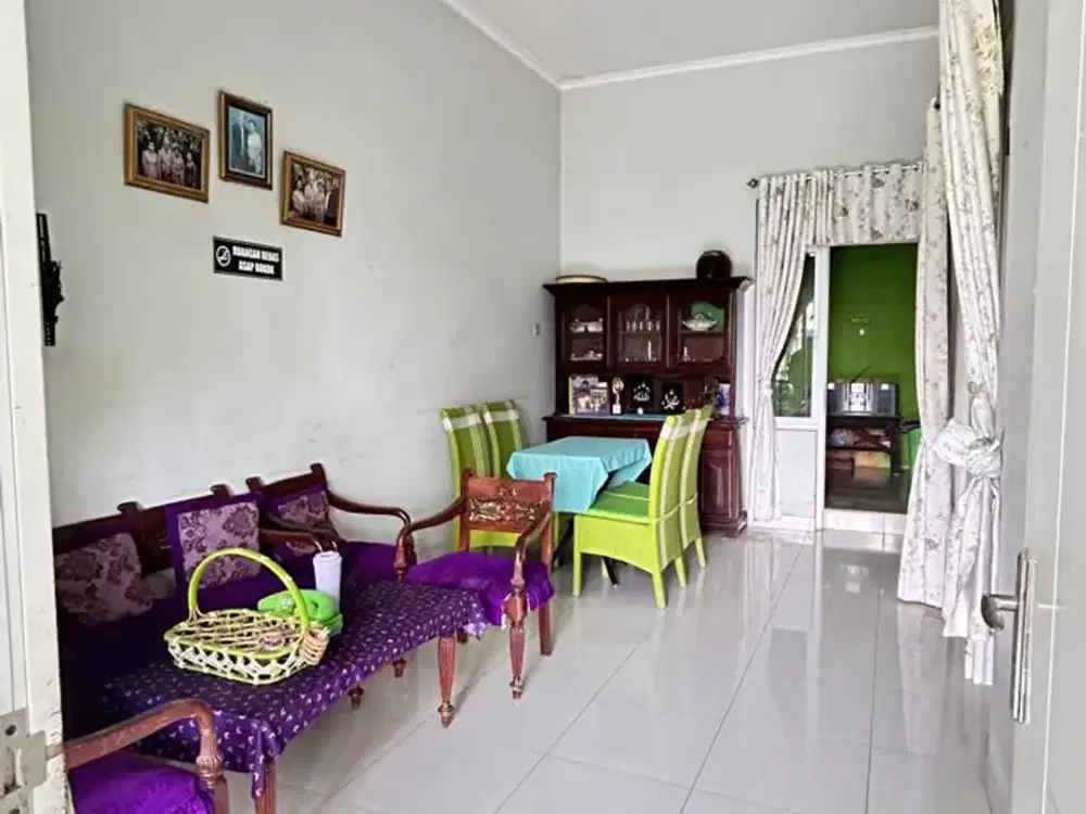 Rumah Mewah Area Komersil LT : 78 m2 Villa Mutiara Gading 2