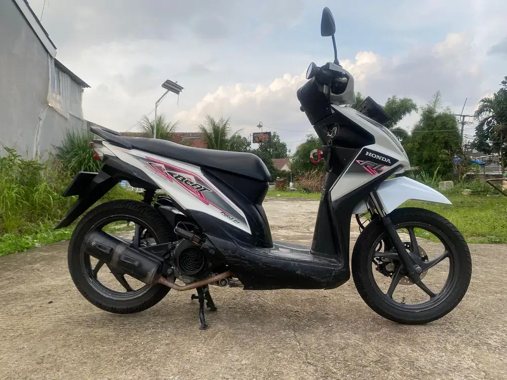 58@:PAJAK ON B DEPOK BEAT ESPFI PUTIH