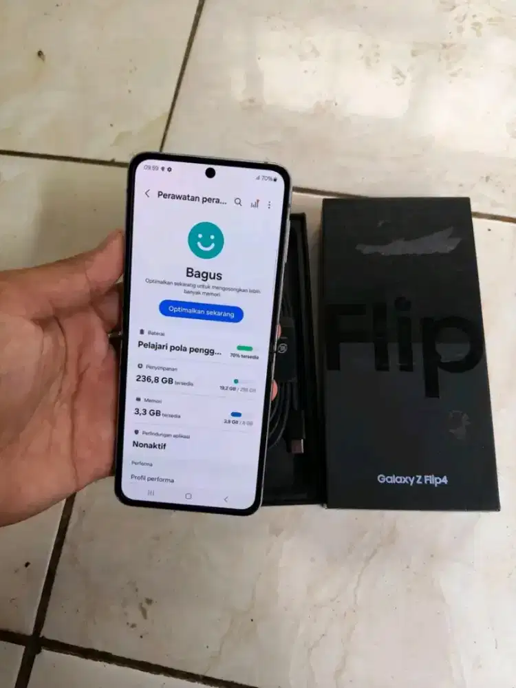 Zflip 4 5G,full set,ram 8/256