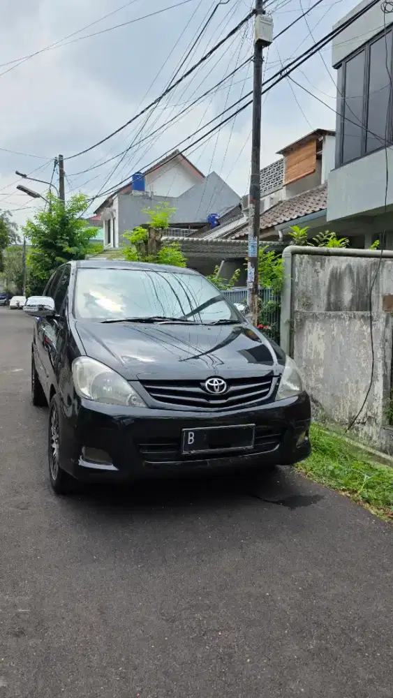 Jual Toyota Innova 2005 A/T