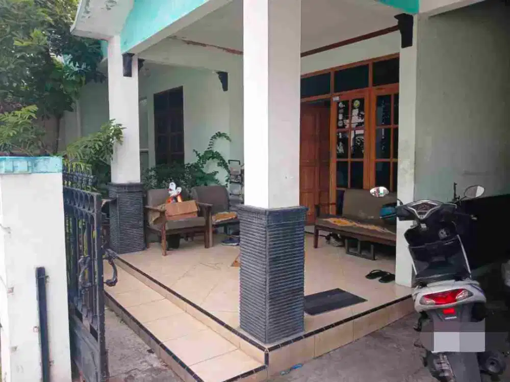 Rumah Banyu anyar 150Mt, 3Kt, 1Km, dkt jalan Adi Sumarmo, Banjarsari, Solo