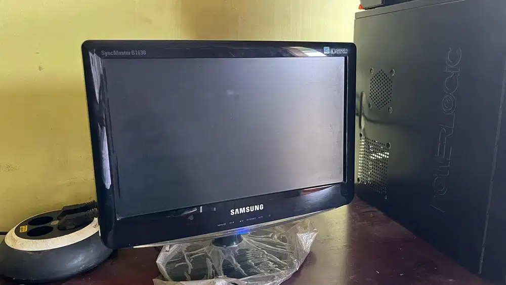 Monitor Samsung 16inch