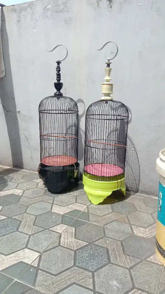 Sangkar burung helopet