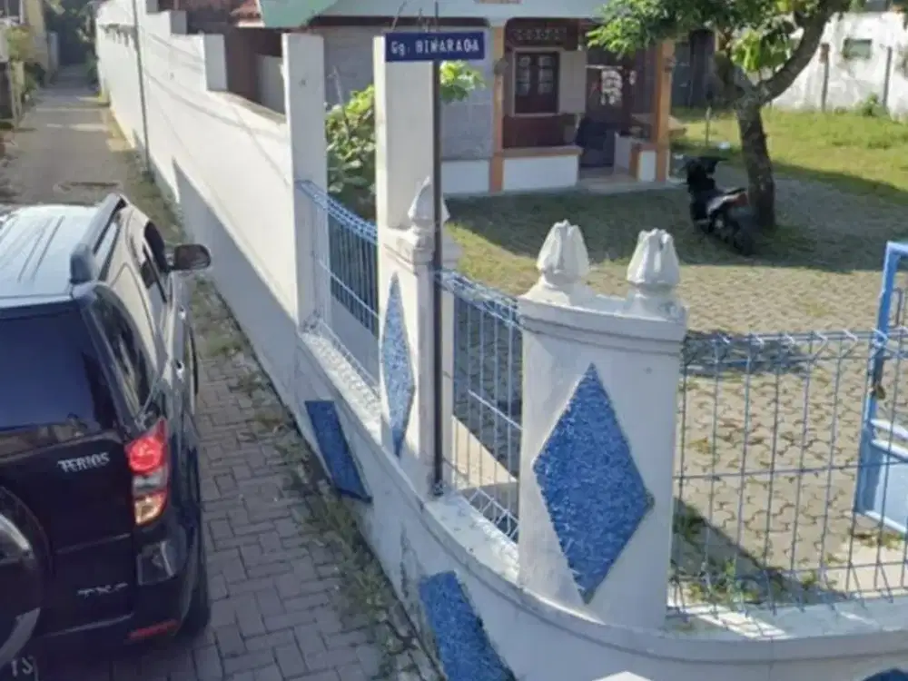 Dijual tanah didalam kota yogyakarta dengan luas tanah 782 M bonus rumah tinggal dengan 5  KT.. 2 KM Dekat kampus UIN