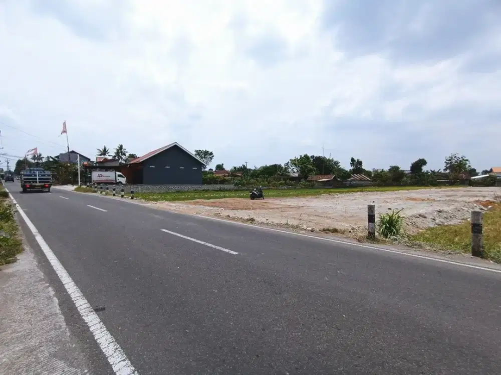 Tepi Aspal Area Godean, Ruko 3 Lantai Siap Bangun : SHM P