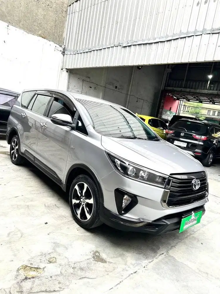 Toyota Kijang Innova Reborn Venturer 2.0 Matic 2021 Facelift