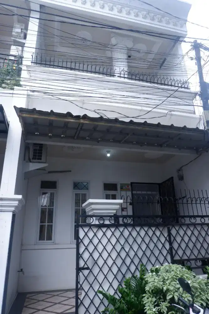 Dijual rumah tidak banjir Jakarta Pusat