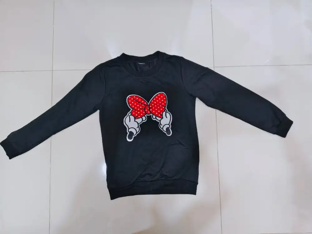 Sweater anak perempuan 6-8th Minnie mouse