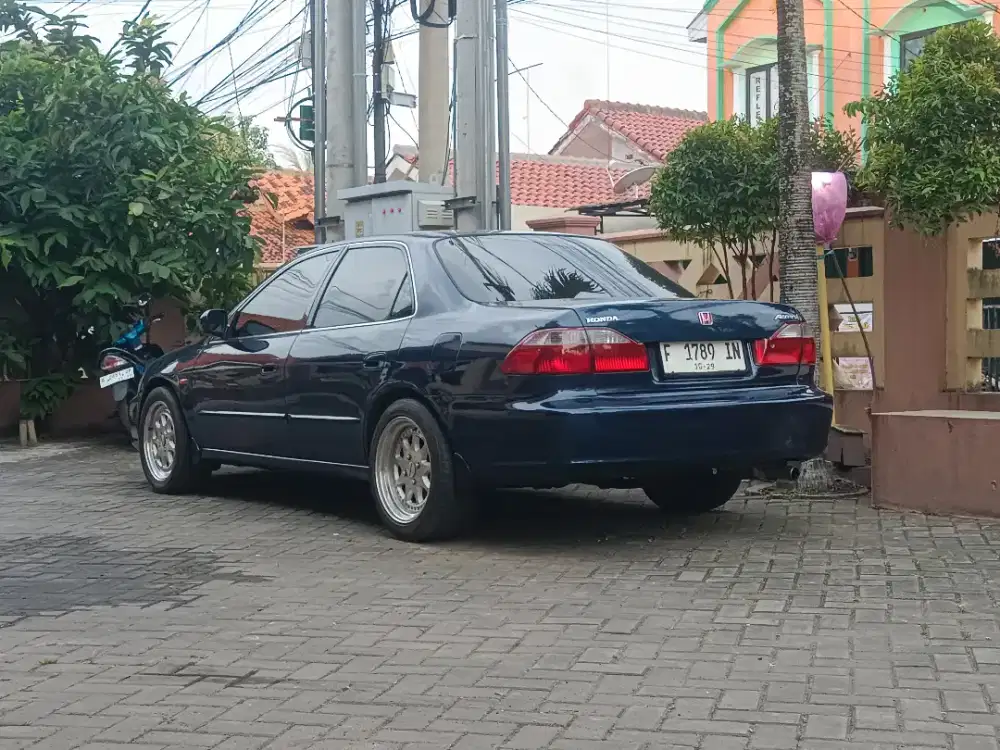 Honda accord 2001 VTI-L