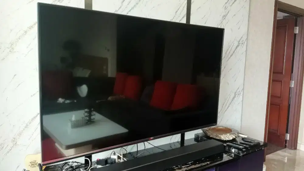 Di jual TV LG LED ULTRA HD 65 inch