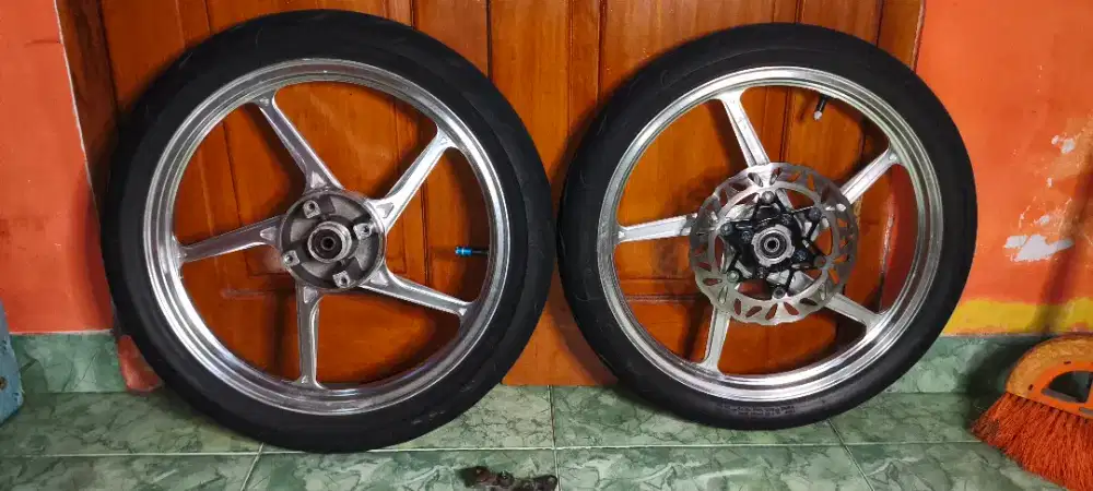 Velg vnd ak 55 jupiter mx new dobeldisk bisa buat satria fu sudah PNP