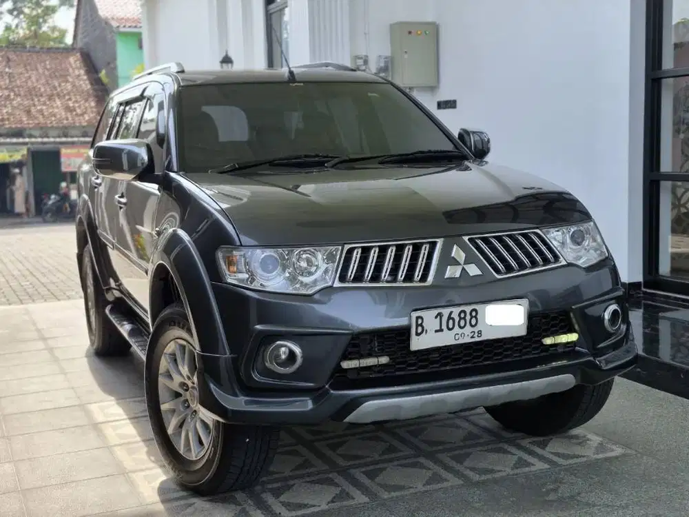 MITSUBISHI Pajero Sport Exceed Limited Matic 2013 Mulus Tampil Ganteng