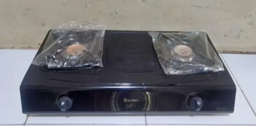 Kompor gas rinai 2 tungku masih mulus gres