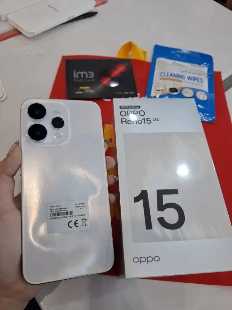 Oppo Reno 15 5G promo dapatkan kartu kuota Indosat 50gb 1tahun