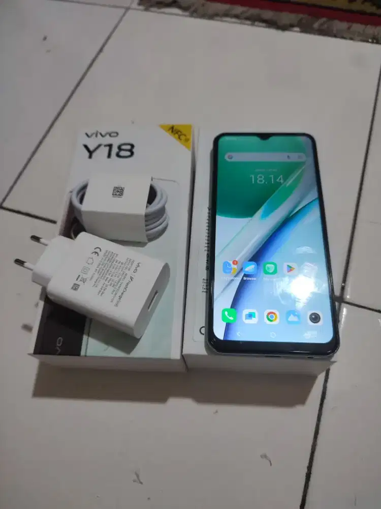 Dijual vivo Y18, NFC, ram 4+4/128, versi android 15, fullset