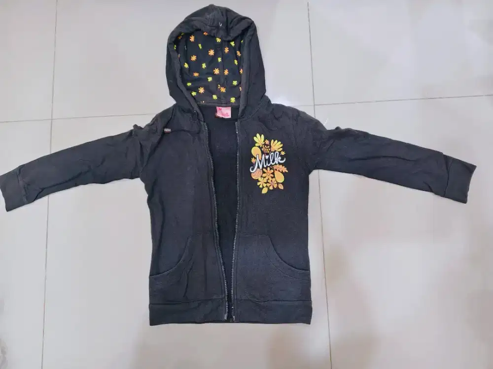 Jaket hoodie anak perempuan hitam milk