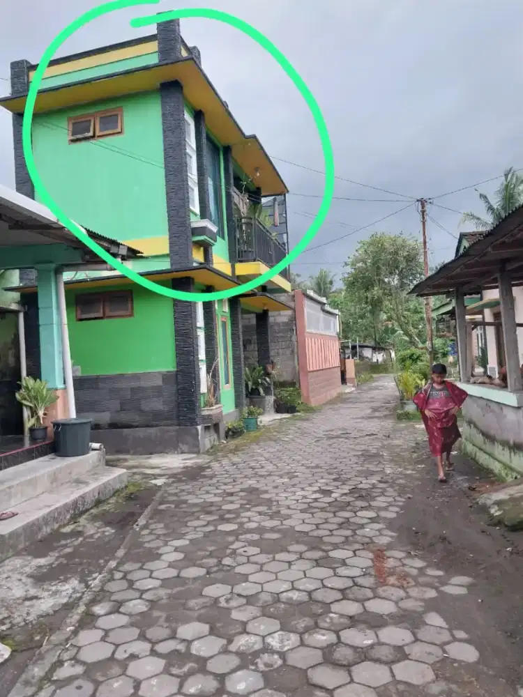 Rumah tingkat murah dekat ke pasar Sleman Yogyakarta