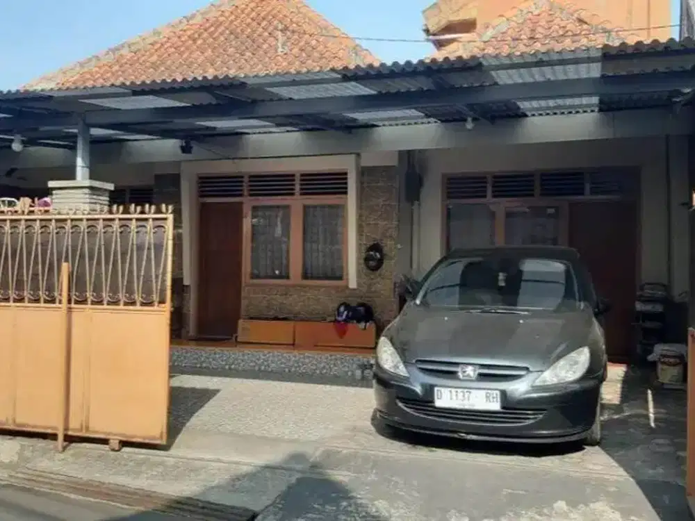 DI JUAL CEPAT RUMAH SIAP HUNI BERSIH TERAWAT
