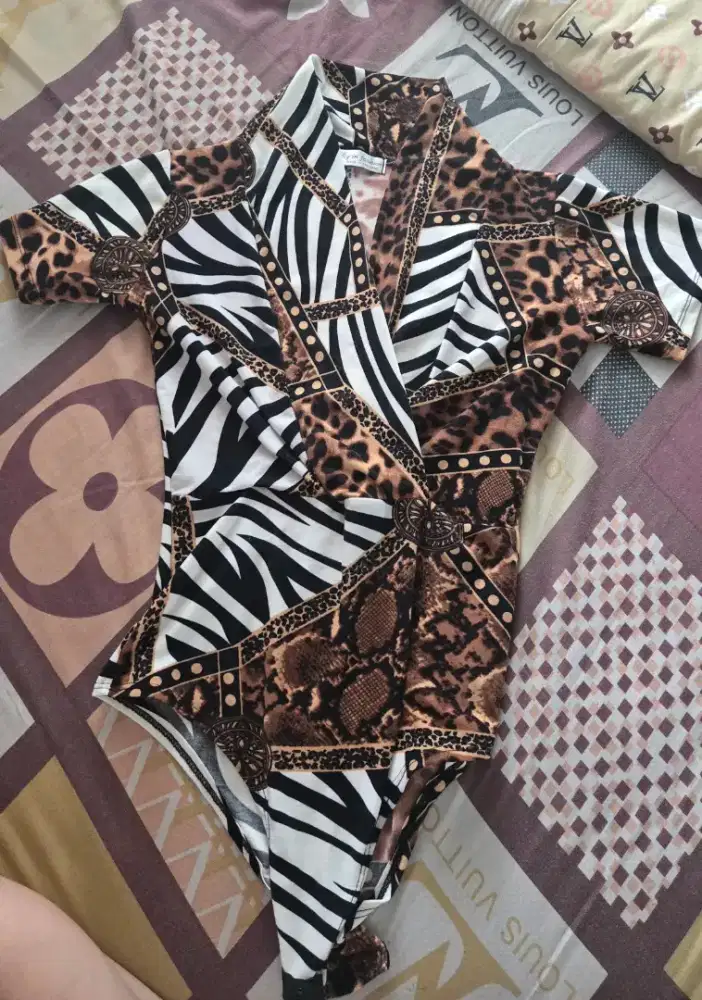 Preloved Top Jumpsuit Motif Mewah