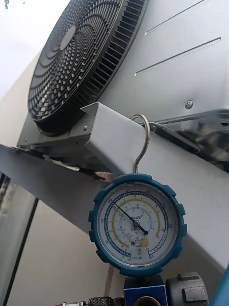 Refarasi ac,bongkar pasang ac,isi freon dll