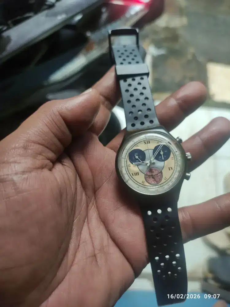 Jam Swatch chrono