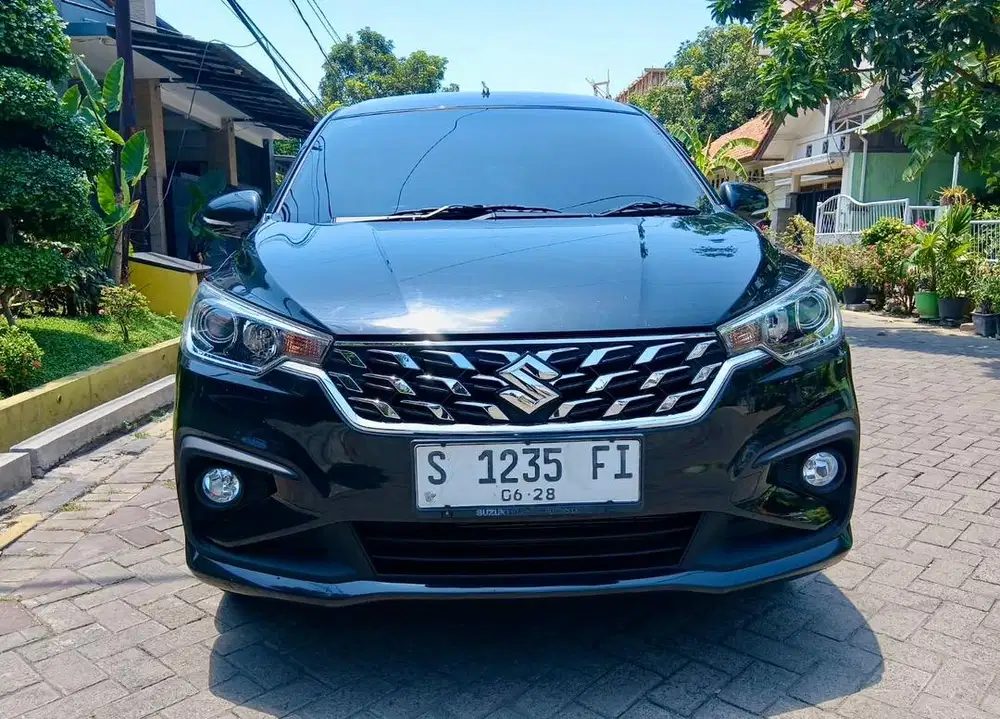 Suzuki Ertiga GX hybrid At'2023. Low KM 25RB ASLI