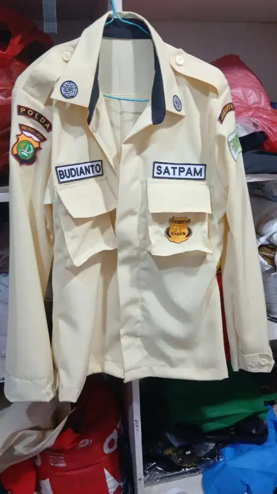 Dicari tukang jahit baju satpam