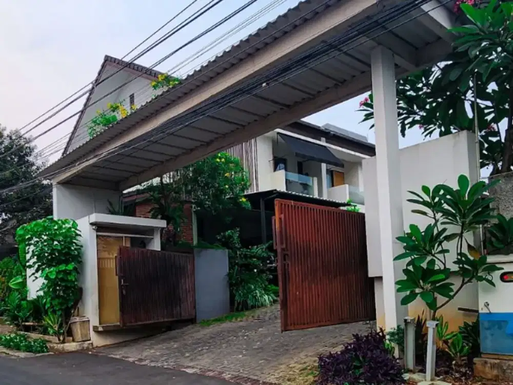 Turun Harga. Rumah 2 Lantai Bebas Banjir di Cluster D'VISTA BINTARO. Jl. Cempaka, Rengas, Ciputat Timur