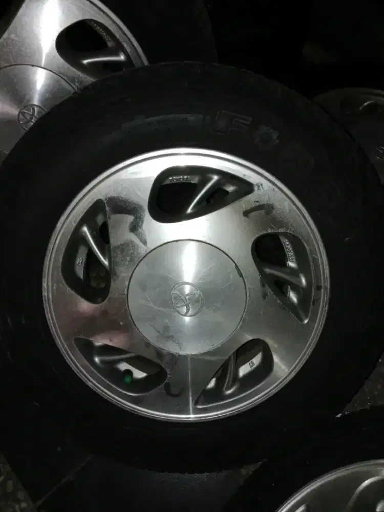 Dijual Velg Standard kijang kapsul dan ban ring 14